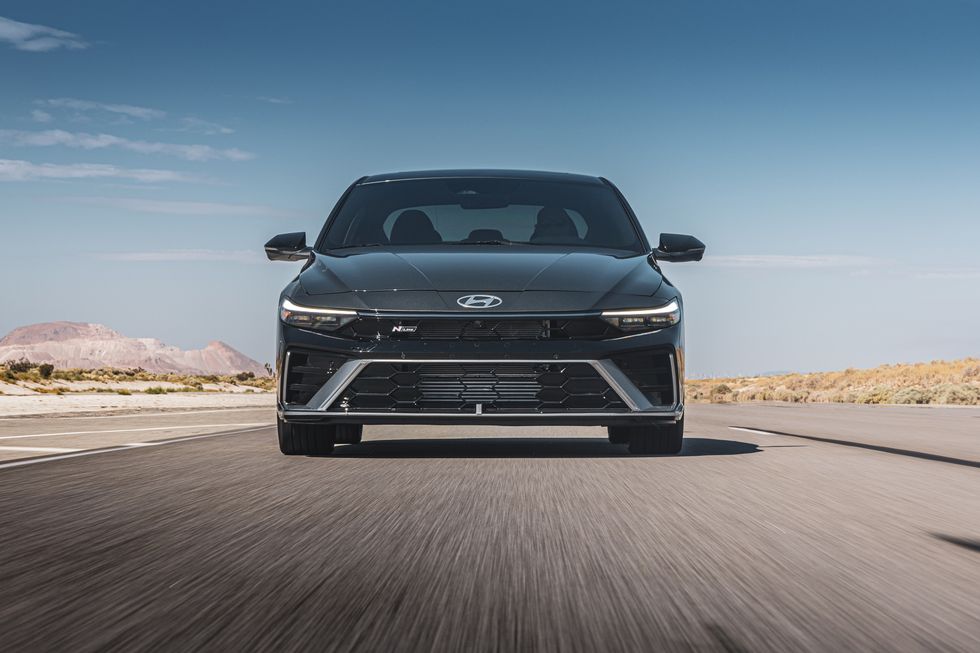 صور هيونداي النترا 2024 بجودة عالية من الداخل والخارج والألوان المتوفرة صور هيونداي النترا 2024 28