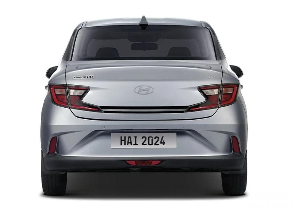 فئات هيونداي جراند i10 2024 مع اسعارها وأبرز المواصفات والتقنيات لدى الوكيل فئات هيونداي جراند i10 2024 مع اسعارها وأبرز المواصفات والتقنيات لدى الوكيل 29