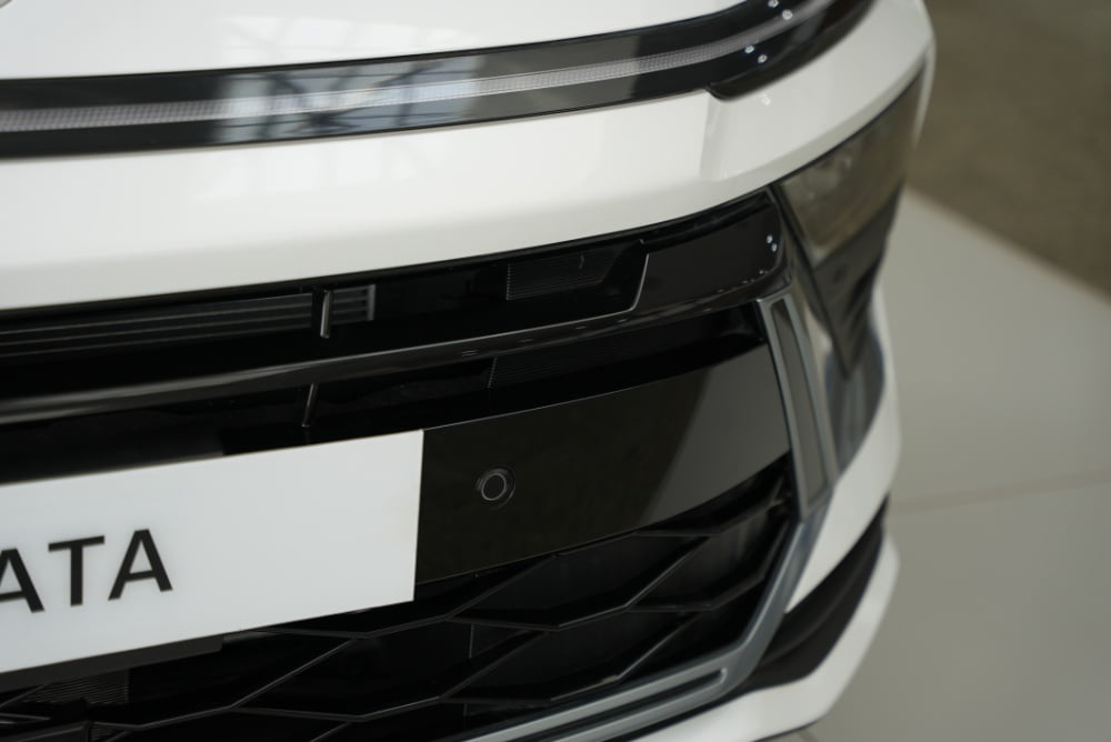 فئات هيونداي سوناتا 2024 مع اسعارها وأبرز المواصفات والتقنيات لدى الوكيل فئات هيونداي سوناتا 2024 مع اسعارها وأبرز المواصفات والتقنيات لدى الوكيل 19