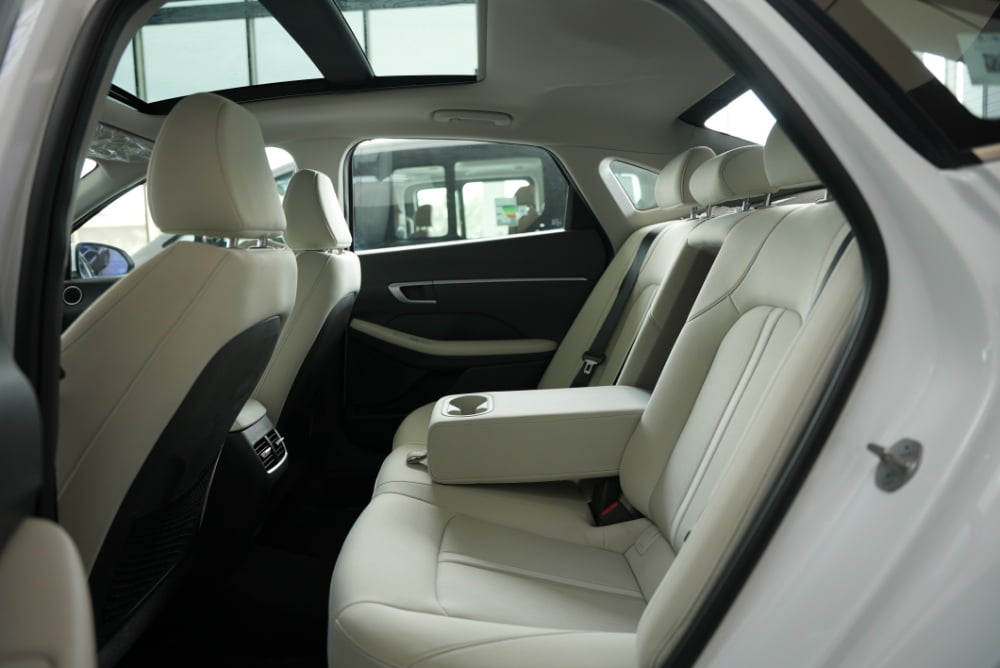 فئات هيونداي سوناتا 2024 مع اسعارها وأبرز المواصفات والتقنيات لدى الوكيل فئات هيونداي سوناتا 2024 مع اسعارها وأبرز المواصفات والتقنيات لدى الوكيل 94