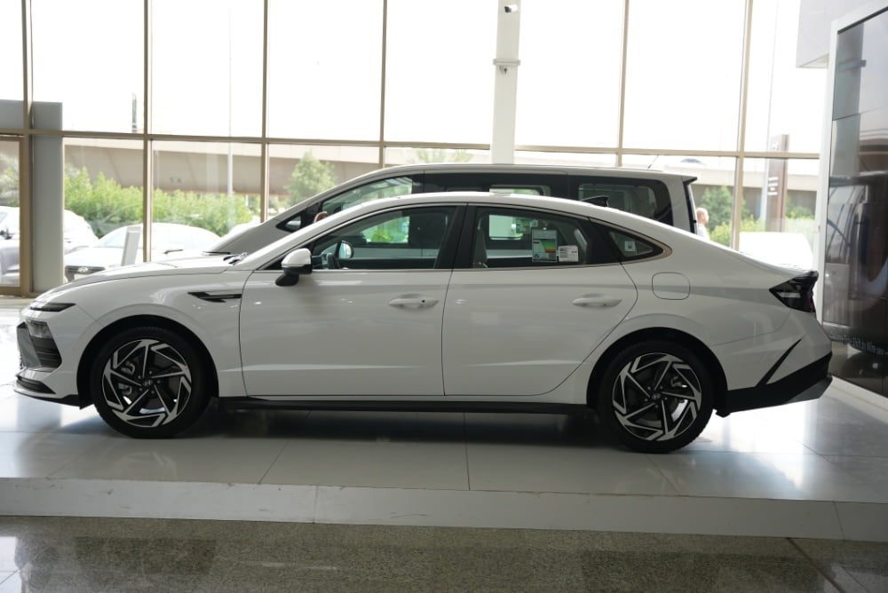 فئات هيونداي سوناتا 2024 مع اسعارها وأبرز المواصفات والتقنيات لدى الوكيل فئات هيونداي سوناتا 2024 مع اسعارها وأبرز المواصفات والتقنيات لدى الوكيل 2