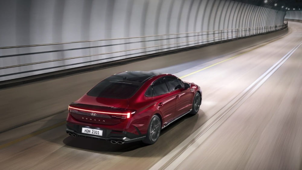 هيونداي سوناتا 2024 الجديدة بجميع الفئات والأسعار عند الوكيل وأبرز العيوب والمميزات هيونداي سوناتا 2024 الجديدة بجميع الفئات والأسعار عند الوكيل وأبرز العيوب والمميزات 13