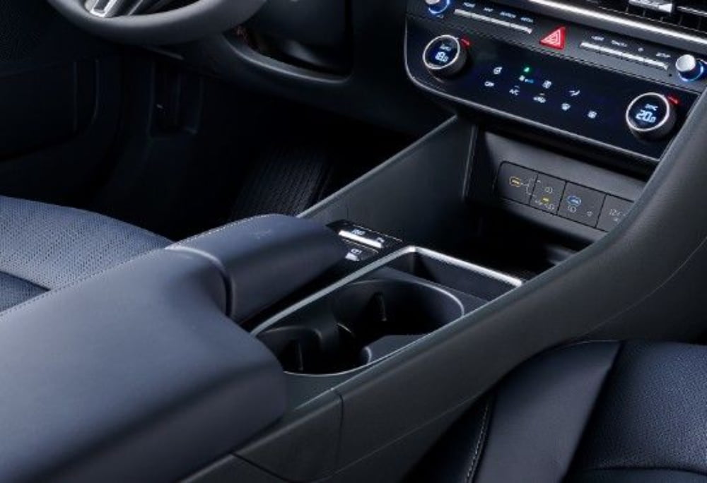 فئات هيونداي سوناتا 2024 مع اسعارها وأبرز المواصفات والتقنيات لدى الوكيل فئات هيونداي سوناتا 2024 مع اسعارها وأبرز المواصفات والتقنيات لدى الوكيل 63