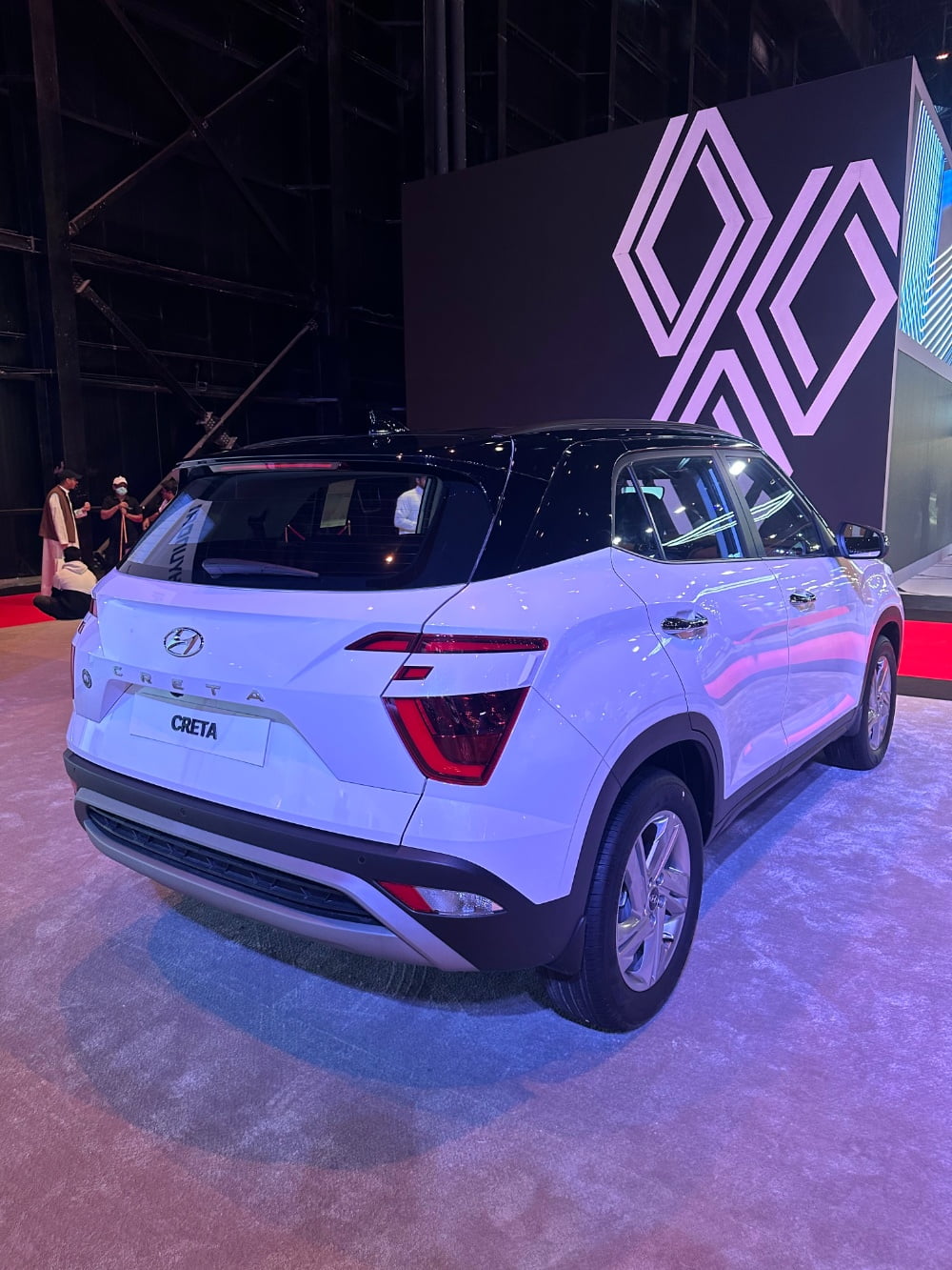 هيونداي كريتا 2024 الجديدة بجميع الفئات والأسعار عند الوكيل وأبرز العيوب والمميزات هيونداي كريتا 2024 الجديدة بجميع الفئات والأسعار عند الوكيل وأبرز العيوب والمميزات 3