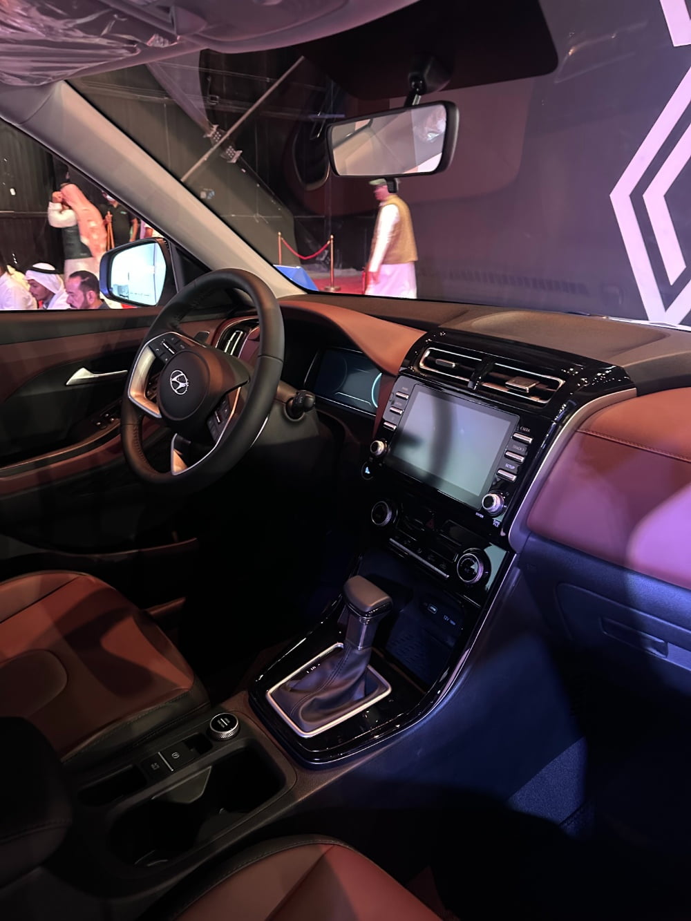 صور هيونداي كريتا 2024 الجديدة بجودة عالية من الداخل والخارج والألوان المتوفرة صور هيونداي كريتا 2024 الجديدة بجودة عالية من الداخل والخارج والألوان المتوفرة 60