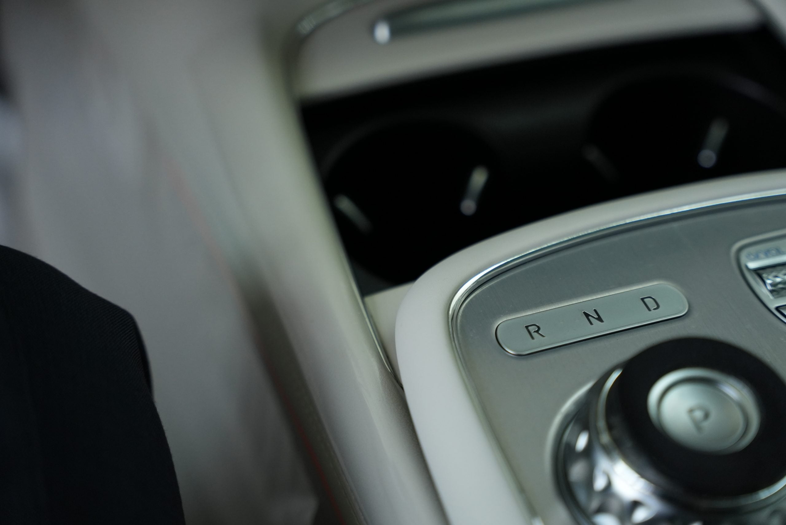 جينيسيس G90 2024 الجديدة بجميع الفئات والاسعار المتوفرة وابرز العيوب والمميزات جينيسيس G90 2024 الجديدة بجميع الفئات والاسعار المتوفرة وابرز العيوب والمميزات 50