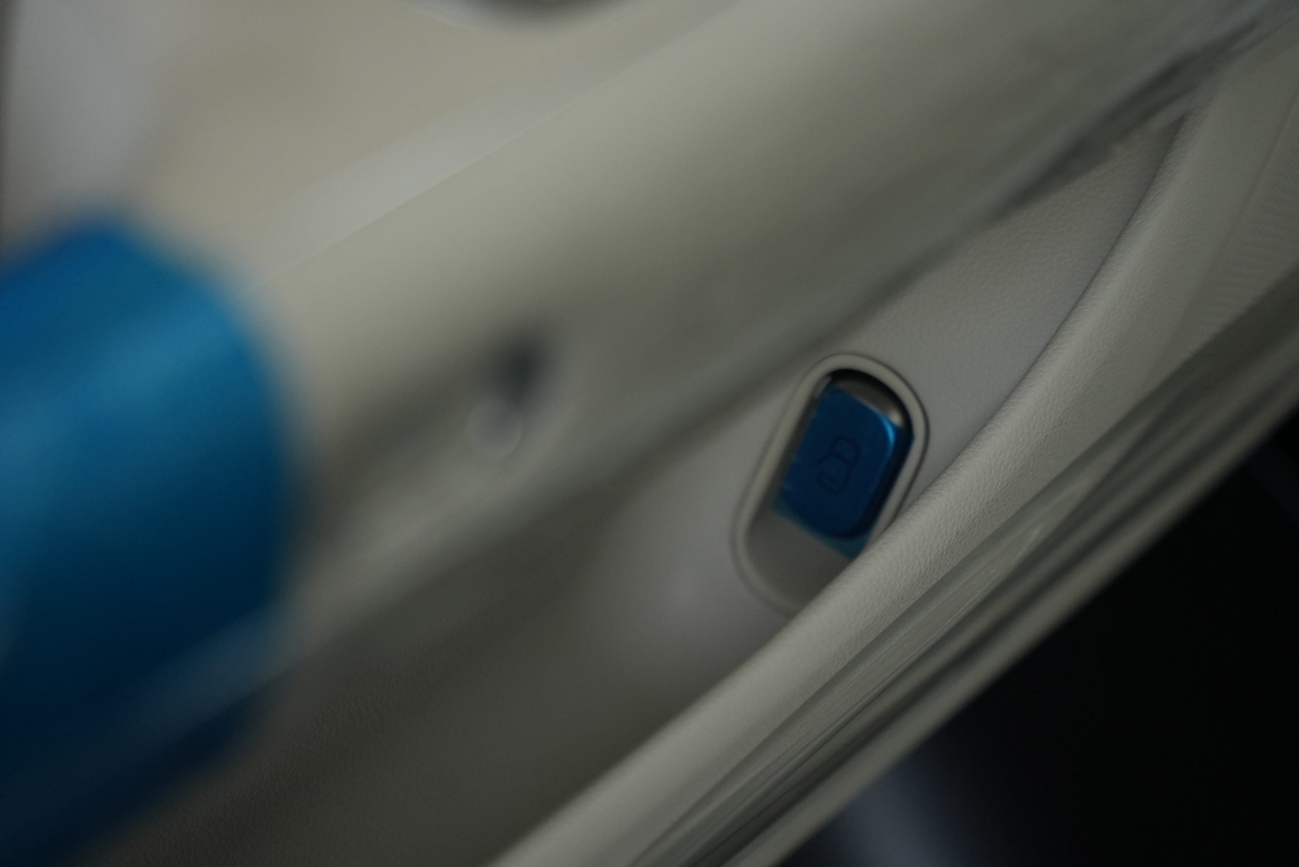 جينيسيس G90 2024 الجديدة بجميع الفئات والاسعار المتوفرة وابرز العيوب والمميزات جينيسيس G90 2024 الجديدة بجميع الفئات والاسعار المتوفرة وابرز العيوب والمميزات 53