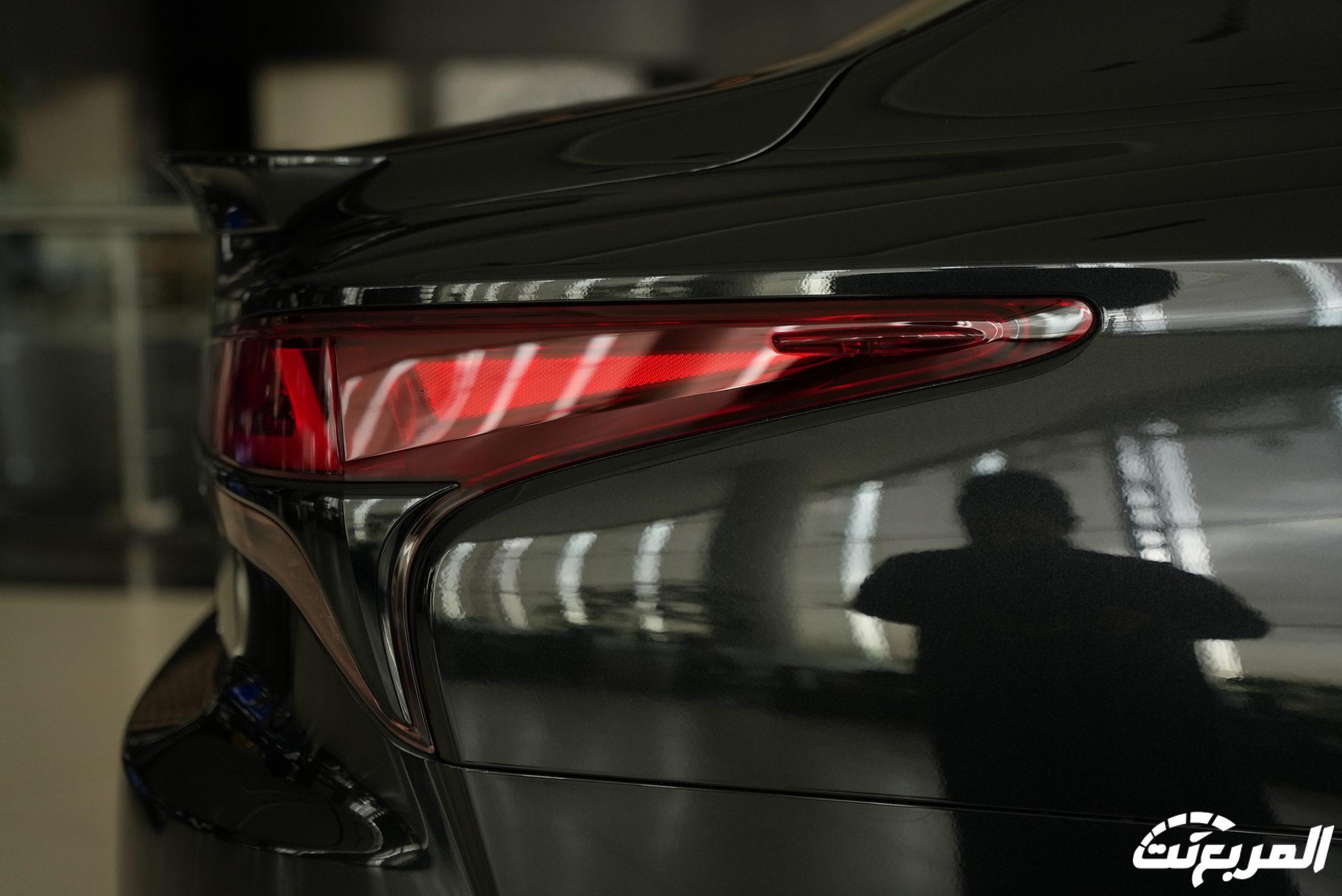 صور لكزس LS 2024 بجودة عالية من الداخل والخارج والألوان المتوفرة صور لكزس LS 2024 بجودة عالية من الداخل والخارج والألوان المتوفرة 9