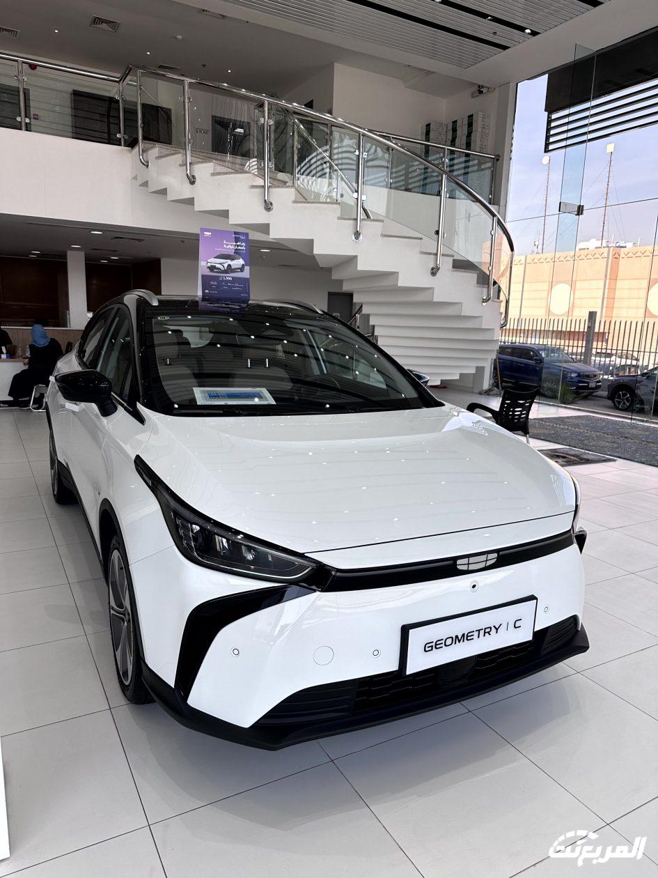 صور جيلي جيومتري سي 2024 بجودة عالية من الداخل والخارج والألوان المتوفرة صور جيلي جيومتري سي 2024 بجودة عالية من الداخل والخارج والألوان المتوفرة 24