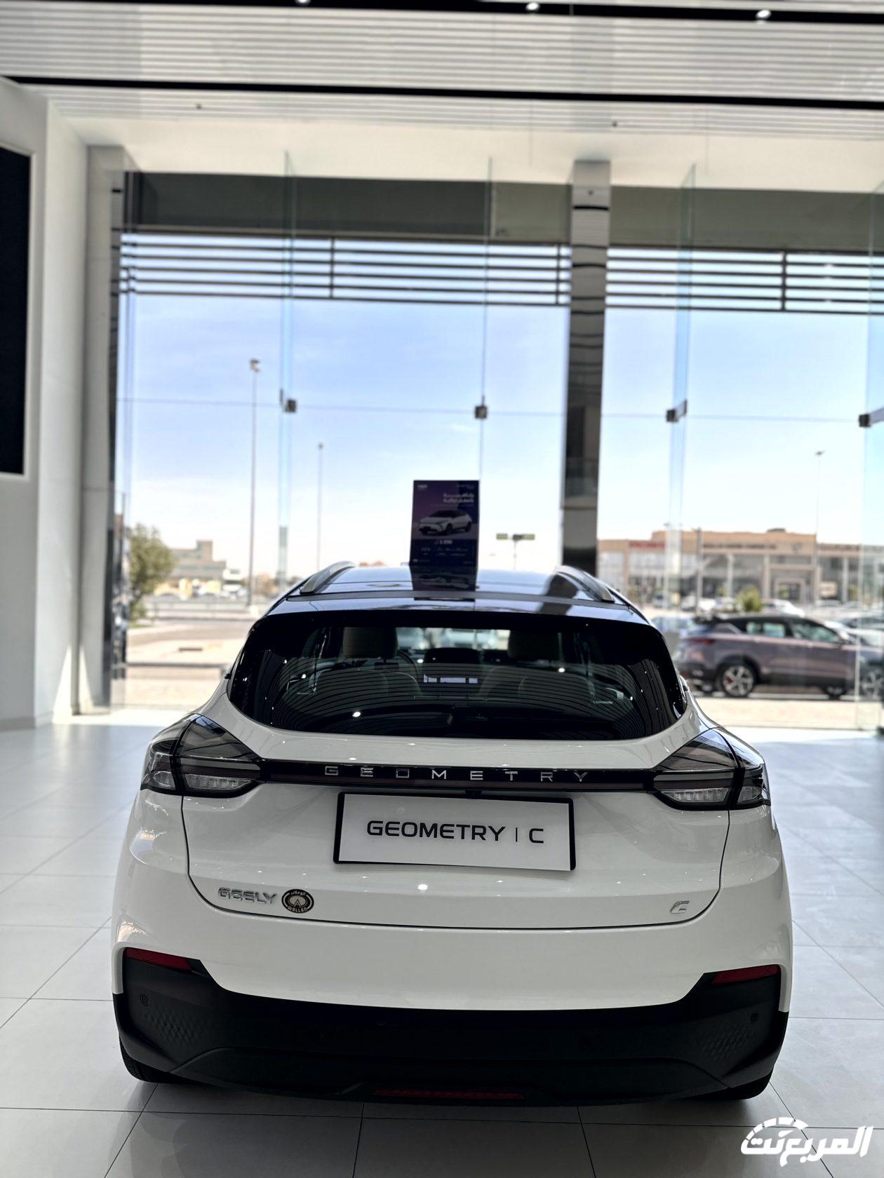 صور جيلي جيومتري سي 2024 بجودة عالية من الداخل والخارج والألوان المتوفرة صور جيلي جيومتري سي 2024 بجودة عالية من الداخل والخارج والألوان المتوفرة 23