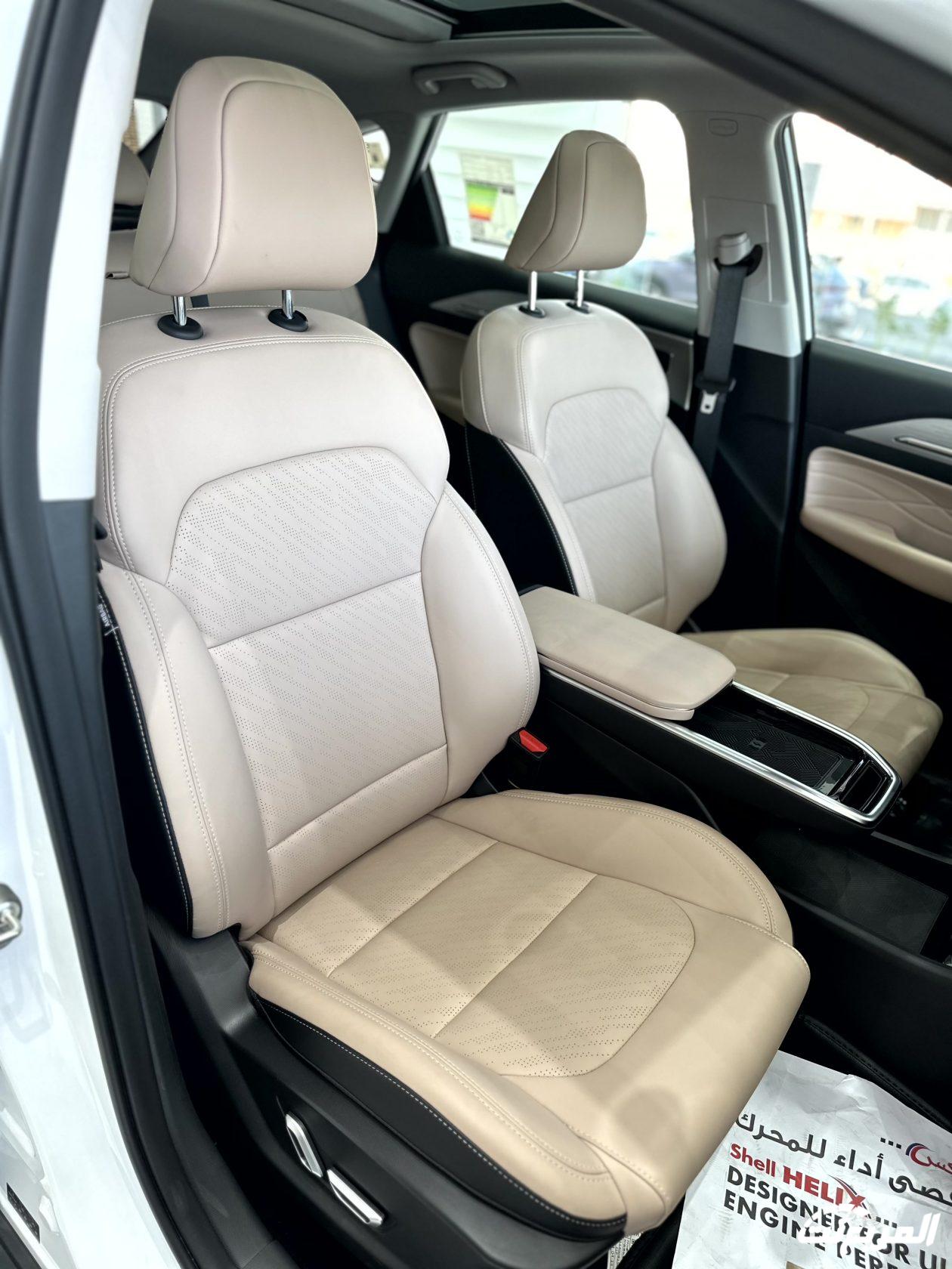 صور جيلي جيومتري سي 2024 بجودة عالية من الداخل والخارج والألوان المتوفرة صور جيلي جيومتري سي 2024 بجودة عالية من الداخل والخارج والألوان المتوفرة 47