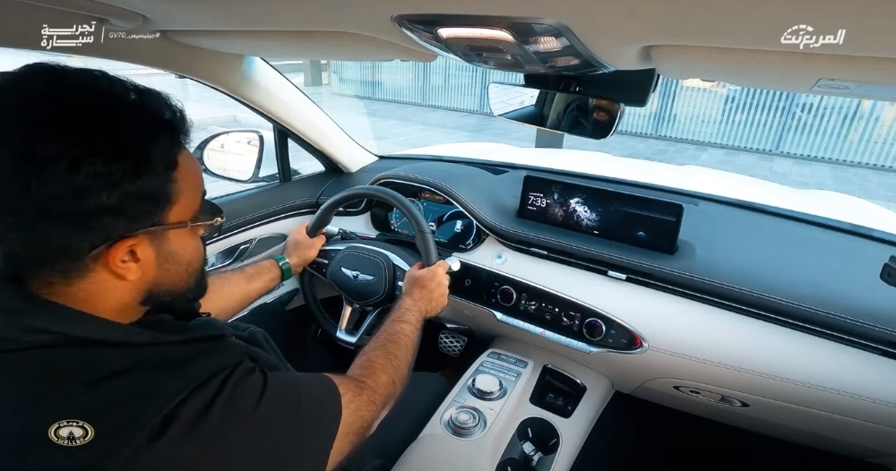 تجربة قيادة جينيسيس GV70 موديل 2024..“مراجعة شاملة مع مواصفات المحرك والتجهيزات والأسعار” في السعودية تجربة قيادة جينيسيس GV70 موديل 2024..“مراجعة شاملة مع مواصفات المحرك والتجهيزات والأسعار” في السعودية 5
