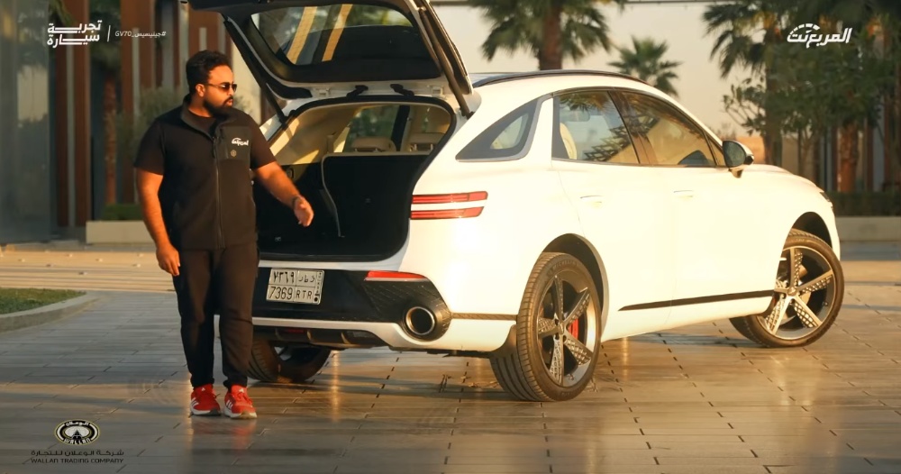 تجربة قيادة جينيسيس GV70 موديل 2024..“مراجعة شاملة مع مواصفات المحرك والتجهيزات والأسعار” في السعودية تجربة قيادة جينيسيس GV70 موديل 2024..“مراجعة شاملة مع مواصفات المحرك والتجهيزات والأسعار” في السعودية 3