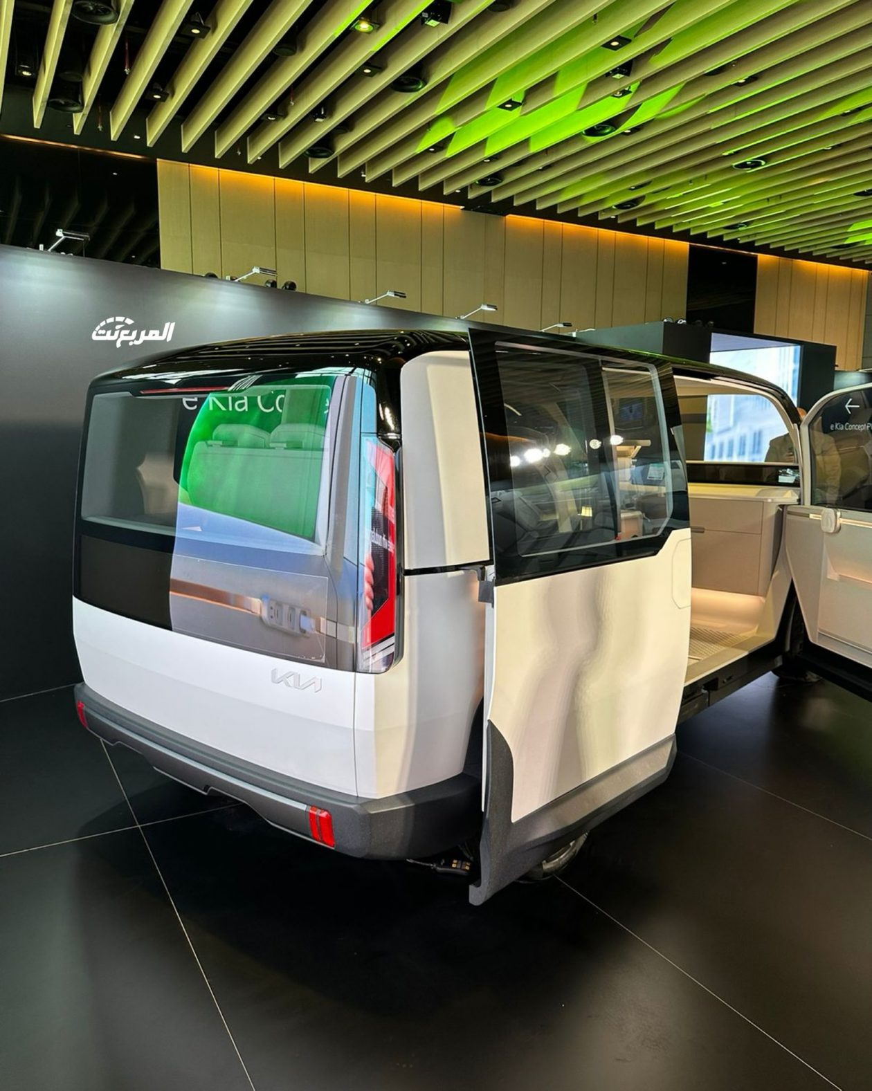 فان كيا الكهربائي الذي يغّير نصفه الخلفي لنقل الركاب أو البضائع يصل إلى السعودية بدايات 2026 فان كيا الكهربائي الذي يغّير نصفه الخلفي لنقل الركاب أو البضائع يصل إلى السعودية بدايات 2026 2