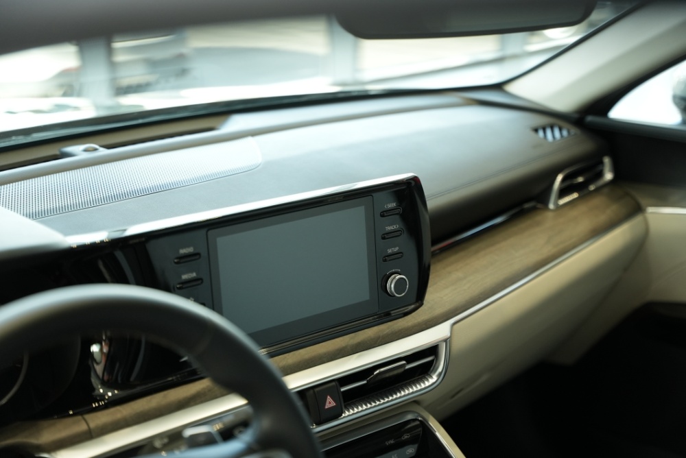 فئات كيا K5 2024 مع اسعارها وأبرز المواصفات والتقنيات لدى الوكيل فئات كيا K5 2024 مع اسعارها وأبرز المواصفات والتقنيات لدى الوكيل 90