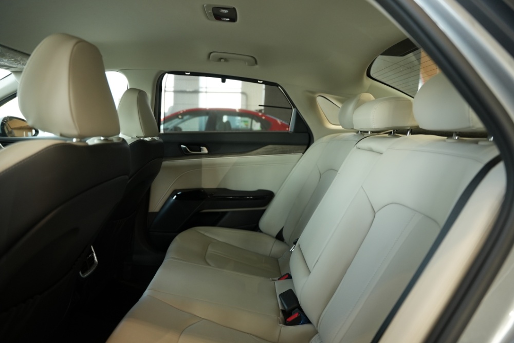 فئات كيا K5 2024 مع اسعارها وأبرز المواصفات والتقنيات لدى الوكيل فئات كيا K5 2024 مع اسعارها وأبرز المواصفات والتقنيات لدى الوكيل 99