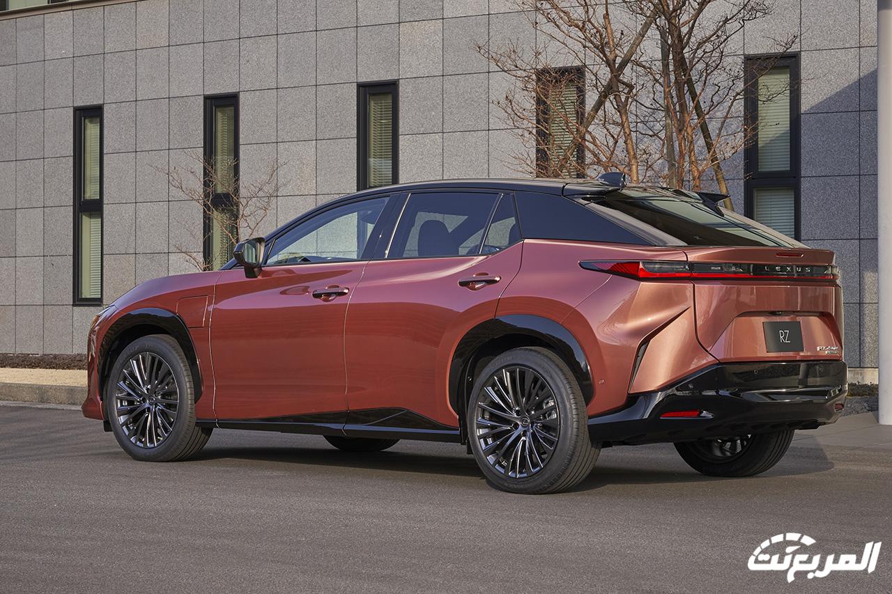 فئات لكزس RZ 2024