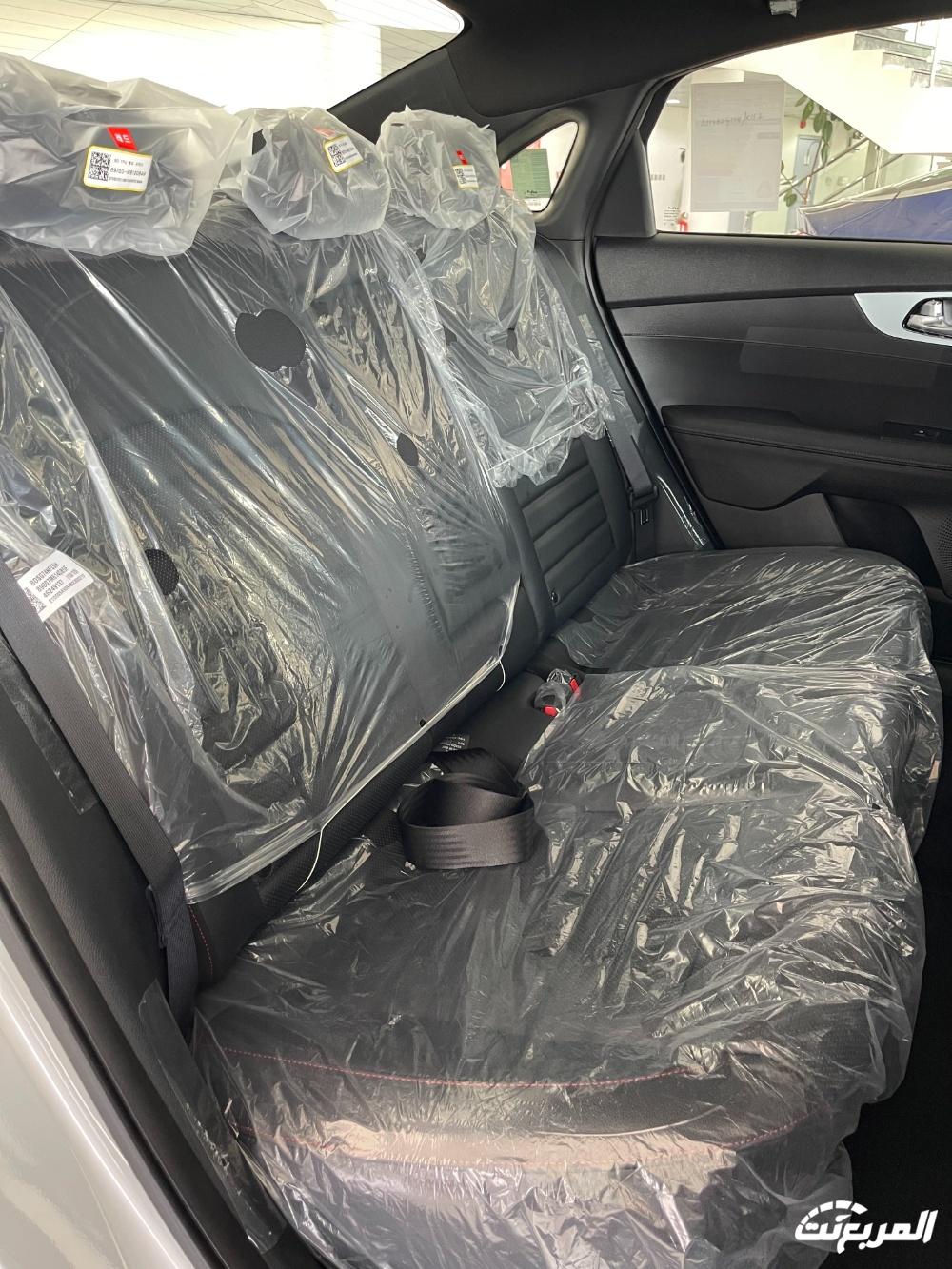 صور كيا سيراتو 2024 بجودة عالية من الداخل والخارج والألوان المتوفرة صور كيا سيراتو 2024 بجودة عالية من الداخل والخارج والألوان المتوفرة 75