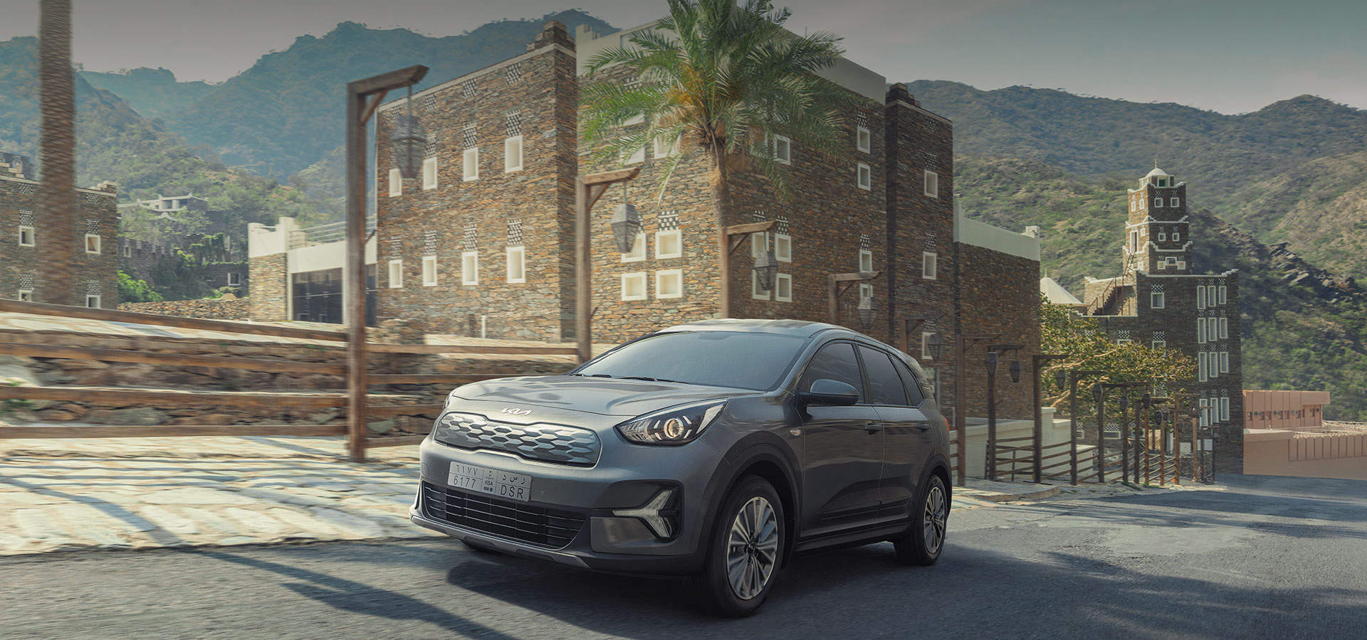 كيا-نيرو-بلس-1