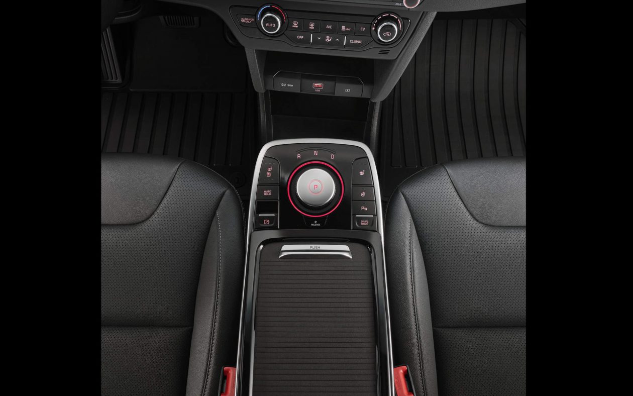 كيا-نيرو-بلس-11