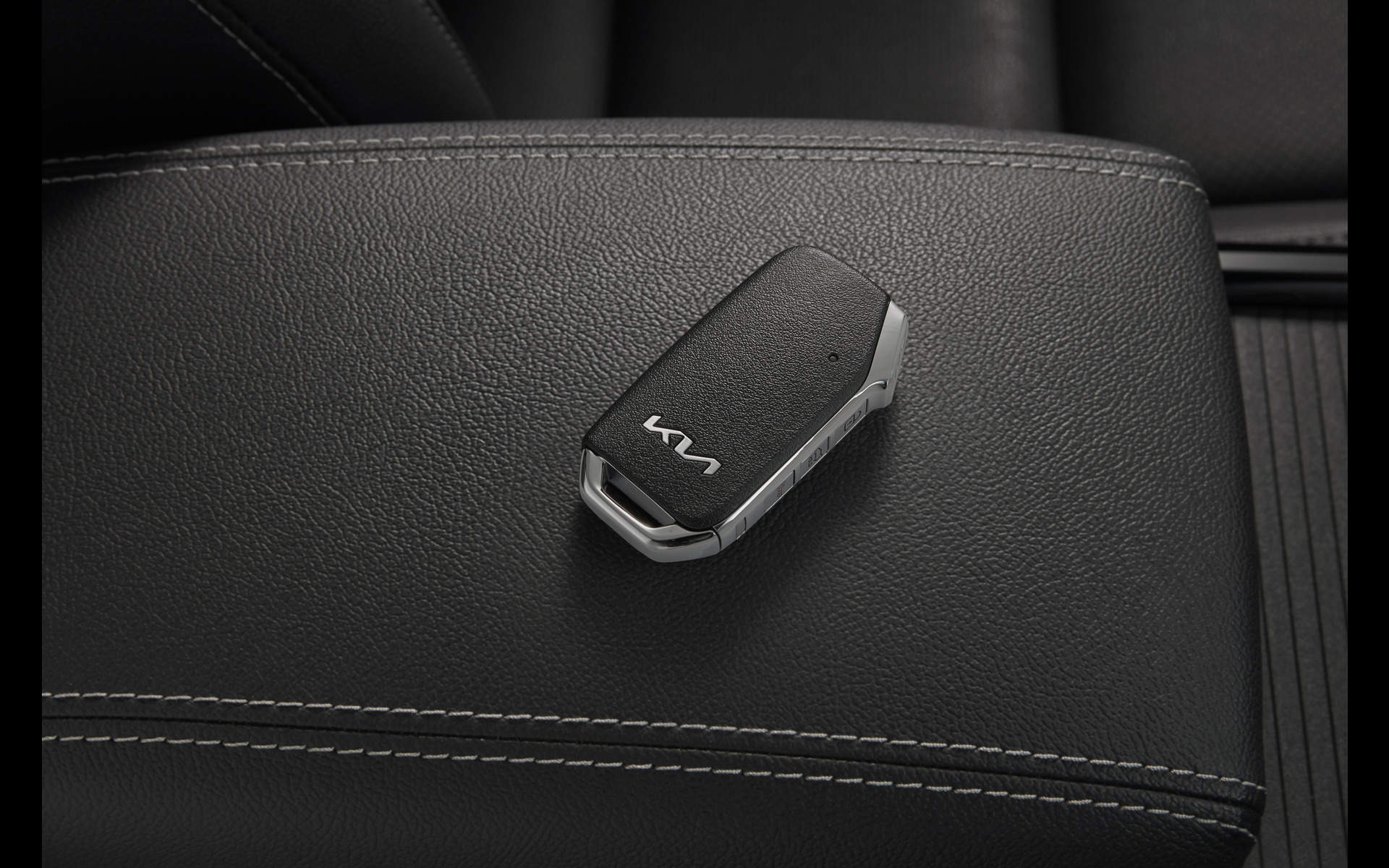 كيا-نيرو-بلس-5