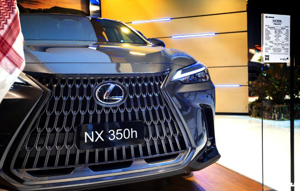 أسعار السيارات في السعودية لكزس 2024 - 2025 وأبرز المواصفات صور لكزس NX 2024 4
