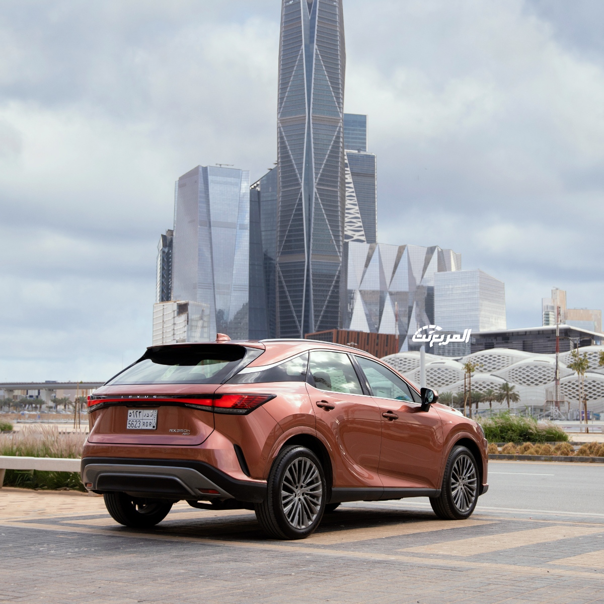 لكزس-rx-2024-المربع-نت-7