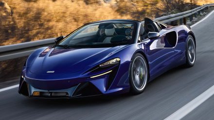 مكلارين ارتورا سبايدر الجديدة تنطلق رسمياً بقوة 690 حصان وسعر 1.02 مليون ريال مكلارين ارتورا سبايدر الجديدة تنطلق رسمياً بقوة 690 حصان وسعر 1.02 مليون ريال 1