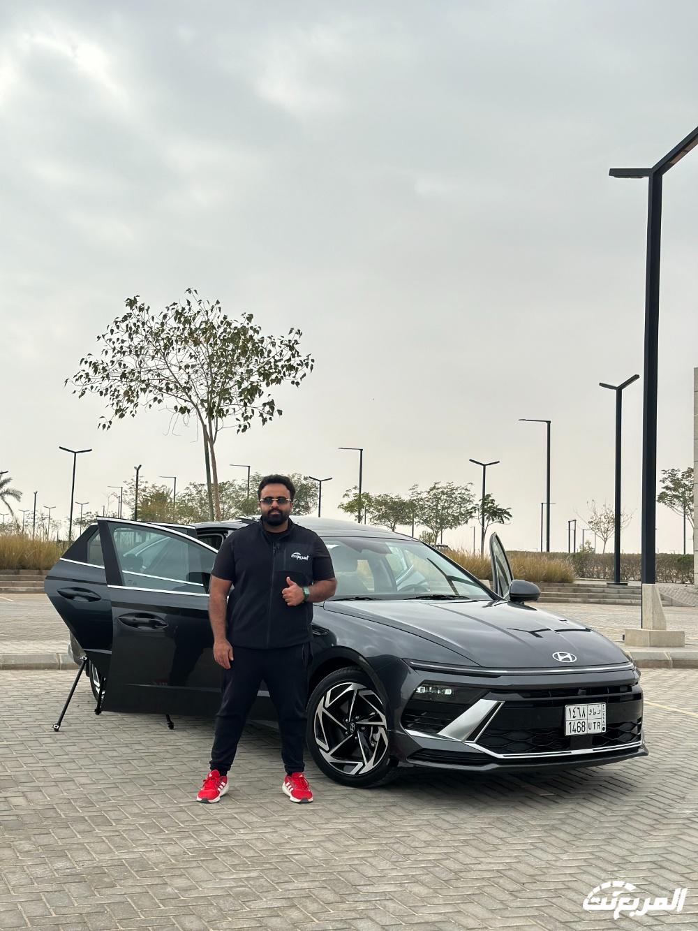 تجربة هيونداي سوناتا 2024..“مراجعة شاملة مع مواصفات المحرك والتجهيزات والأسعار” في السعودية تجربة هيونداي سوناتا 2024..“مراجعة شاملة مع مواصفات المحرك والتجهيزات والأسعار” في السعودية 23