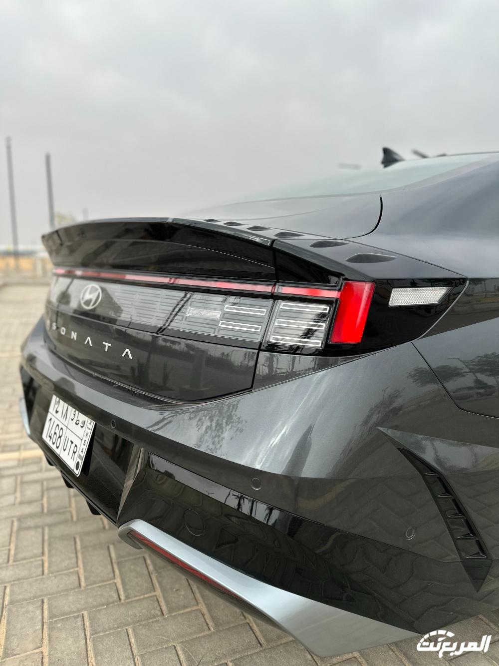 تجربة هيونداي سوناتا 2024..“مراجعة شاملة مع مواصفات المحرك والتجهيزات والأسعار” في السعودية تجربة هيونداي سوناتا 2024..“مراجعة شاملة مع مواصفات المحرك والتجهيزات والأسعار” في السعودية 7
