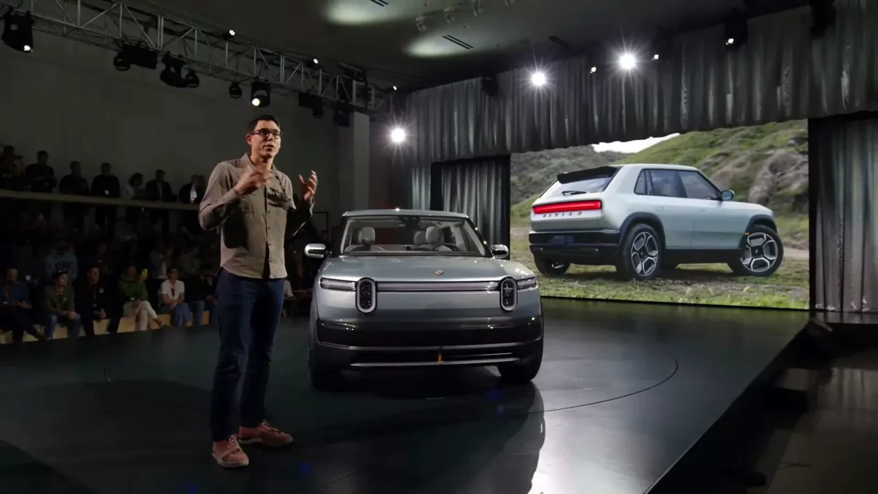 ريفيان الأمريكية تكشف عن أصغر سيارة كهربائية لها باسم R3 وهذه أهم المواصفات تحتوي هذه الصورة على سمة alt فارغة؛ اسم الملف هو %D8%B1%D9%8A%D9%81%D9%8A%D8%A7%D9%86-R3-1.webp