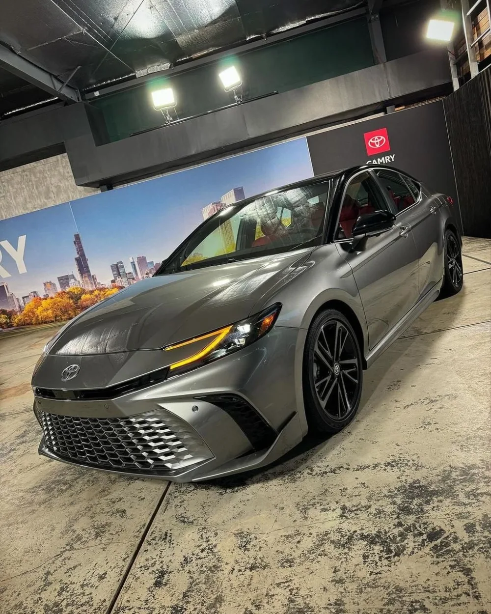 تويوتا كامري 2025 “هيمنة مستمرة لسيارة السيدان الأكثر شهرة”.. حلقة جديدة من #جديد_السيارات تويوتا كامري 2025 “هيمنة مستمرة لسيارة السيدان الأكثر شهرة”.. حلقة جديدة من #جديد_السيارات 2