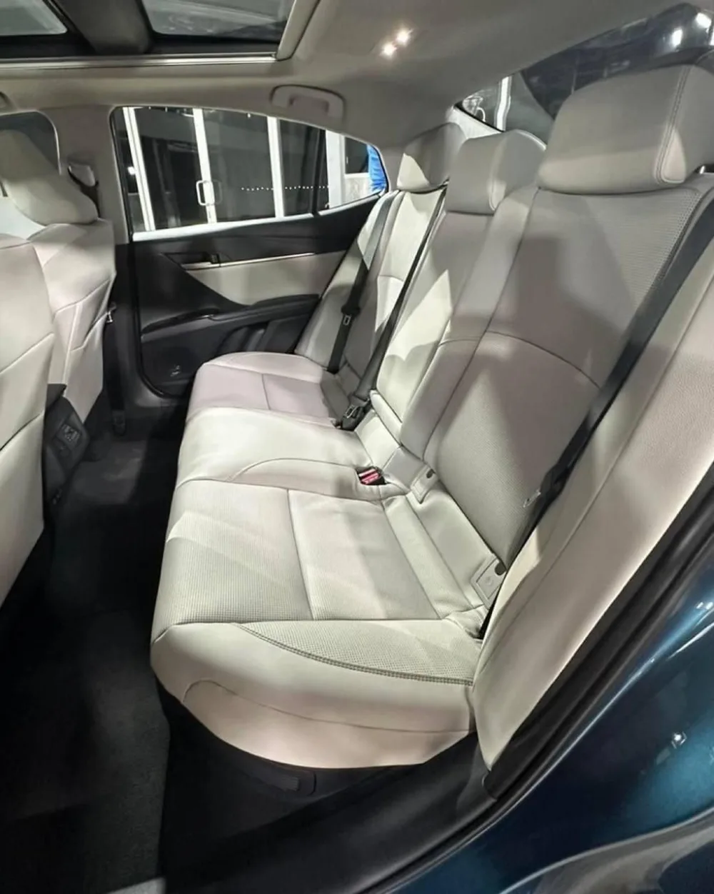 تويوتا كامري 2025 “هيمنة مستمرة لسيارة السيدان الأكثر شهرة”.. حلقة جديدة من #جديد_السيارات تويوتا كامري 2025 “هيمنة مستمرة لسيارة السيدان الأكثر شهرة”.. حلقة جديدة من #جديد_السيارات 9