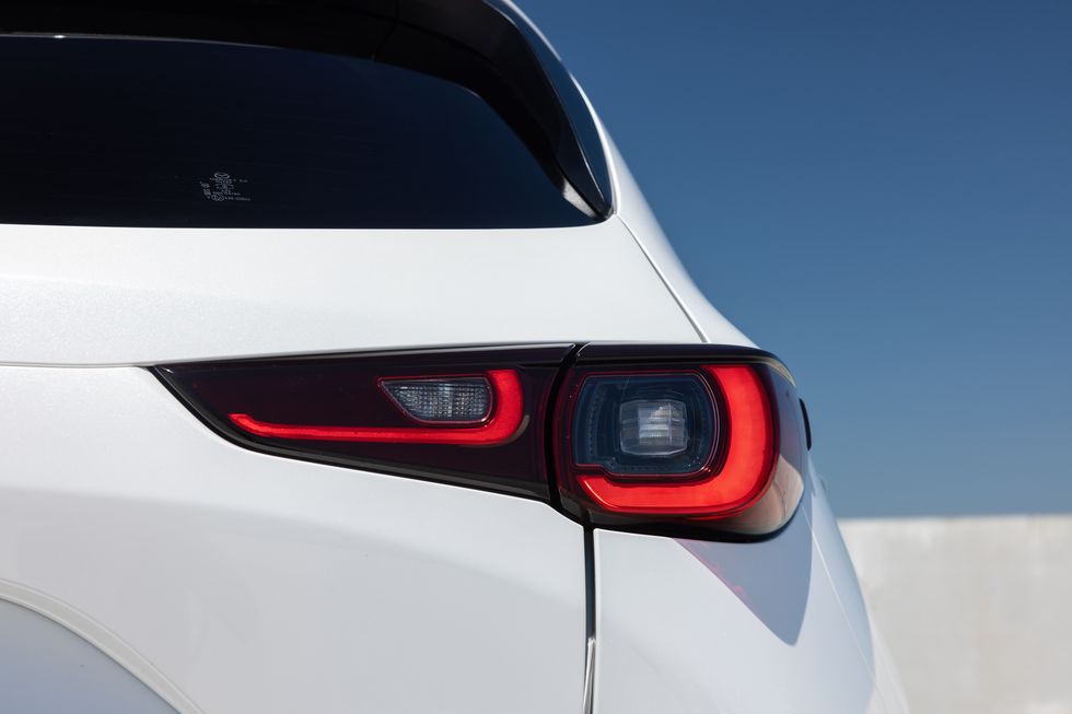 مازدا CX5 2024 الجديدة بجميع الفئات والاسعار المتوفرة وابرز العيوب والمميزات مازدا CX5 2024 الجديدة بجميع الفئات والاسعار المتوفرة وابرز العيوب والمميزات 29