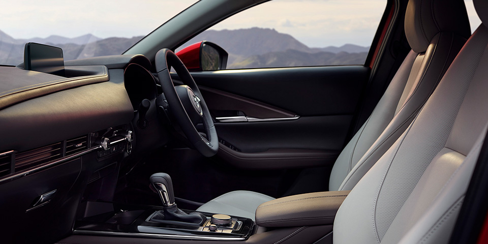 صور مازدا CX30 2024 بجودة عالية من الداخل والخارج والألوان المتوفرة صور مازدا CX30 2024 بجودة عالية من الداخل والخارج والألوان المتوفرة 15