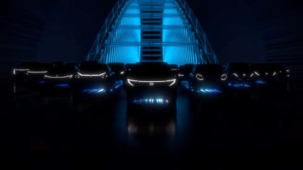 نيسان تشوق لباترول 2025 ضمن 30 موديل جديد قادم للأسواق العالمية خلال الأعوام الثلاثة القادمة نيسان تشوق لباترول 2025 ضمن 30 موديل جديد قادم للأسواق العالمية خلال الأعوام الثلاثة القادمة 11