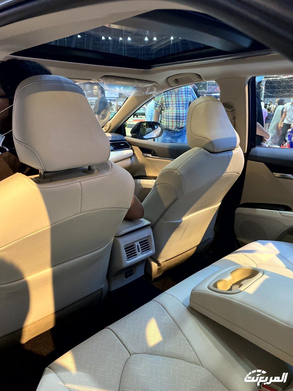 تويوتا-كامري-2024-صور-حية-المربع-نت-23