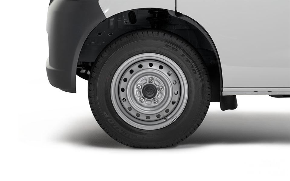 تويوتا-لايت-ايس-فان-2023-المربع-نت-3-3