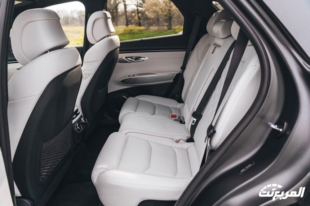 جينيسيس-gv70-الكهربائية-المربع-نت-30