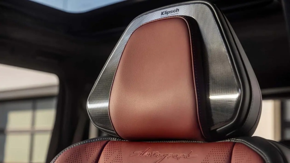 إنفينيتي QX80 2025 الجديدة كلياً “وش تغير عن الجيل القديم؟”.. حلقة جديدة من #جديد_السيارات إنفينيتي QX80 2025 الجديدة كلياً “وش تغير عن الجيل القديم؟”.. حلقة جديدة من #جديد_السيارات 15