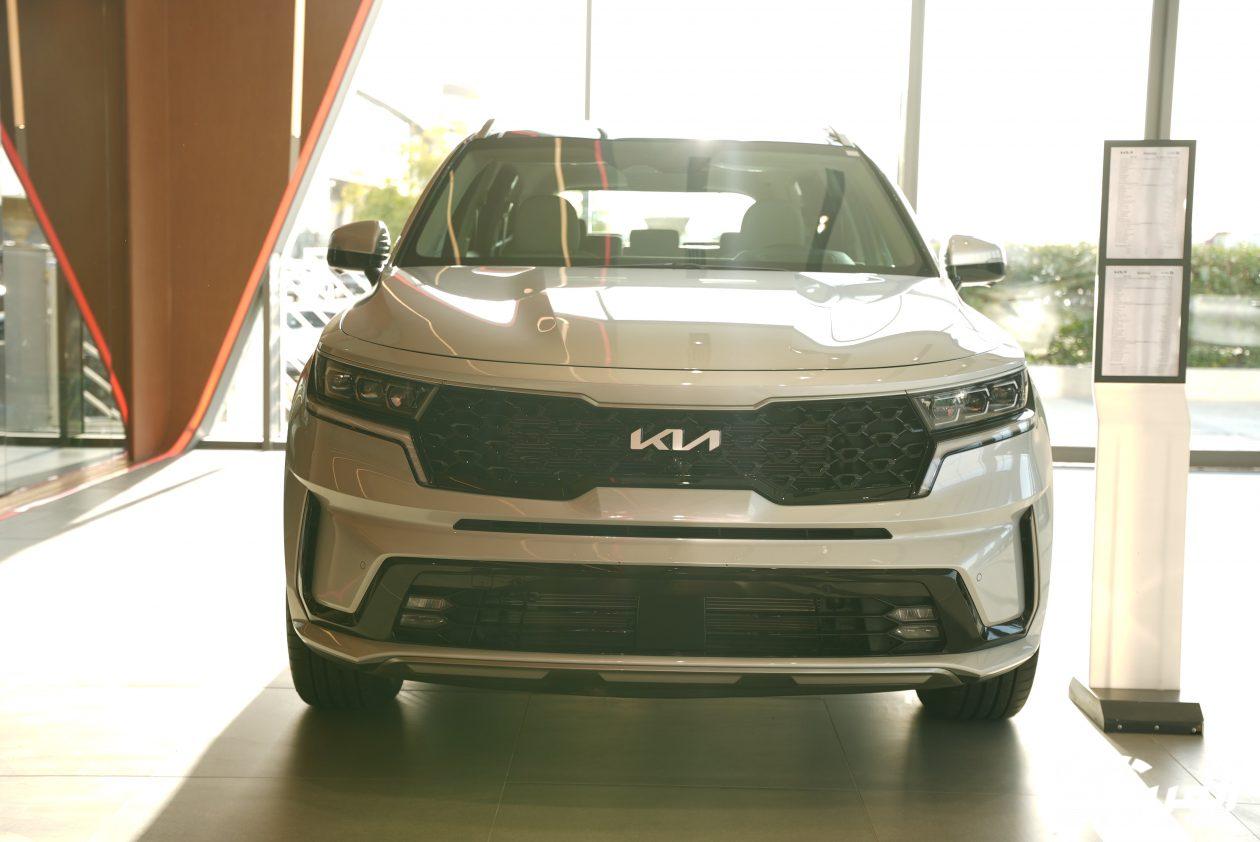 كيا-سورينتو-المربع-نت-1