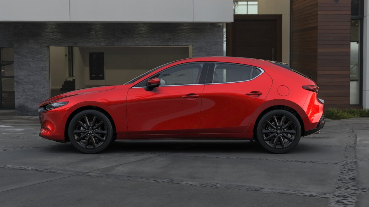 مازدا 3 هاتشباك 2024 الجديدة بجميع الفئات والاسعار المتوفرة وابرز العيوب والمميزات مازدا 3 هاتشباك 2024 22