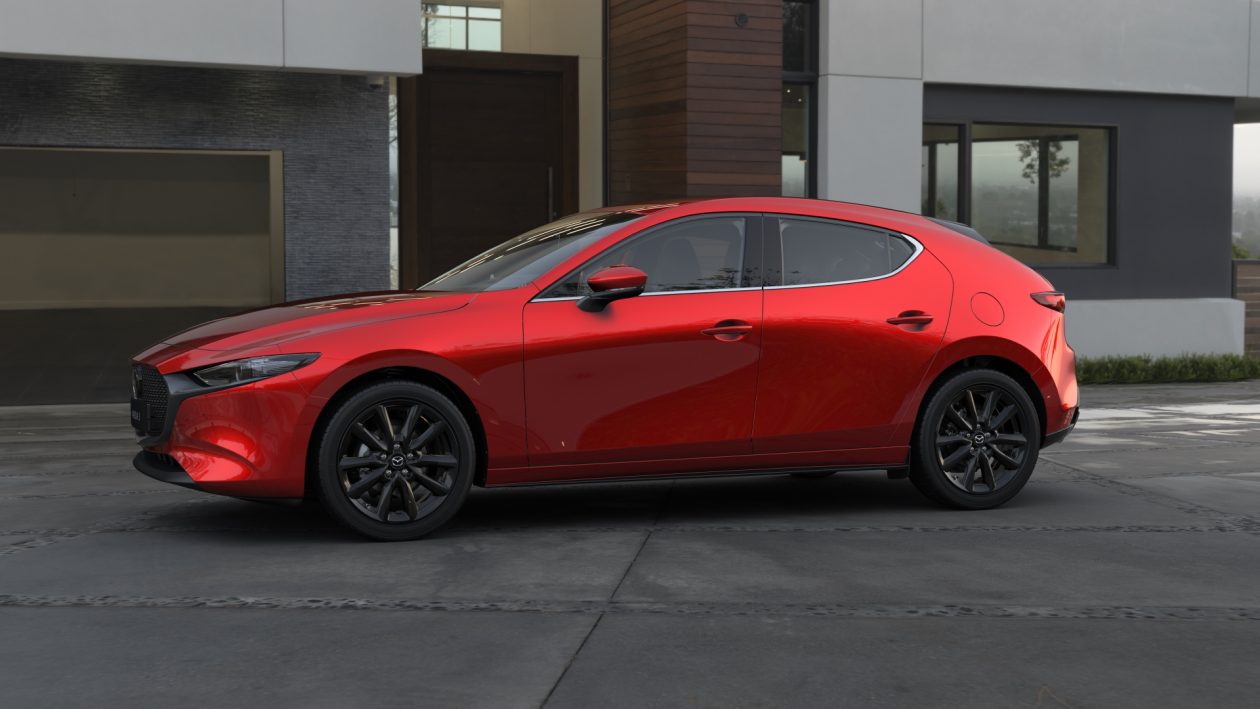 مازدا 3 هاتشباك 2024 الجديدة بجميع الفئات والاسعار المتوفرة وابرز العيوب والمميزات مازدا 3 هاتشباك 2024 23