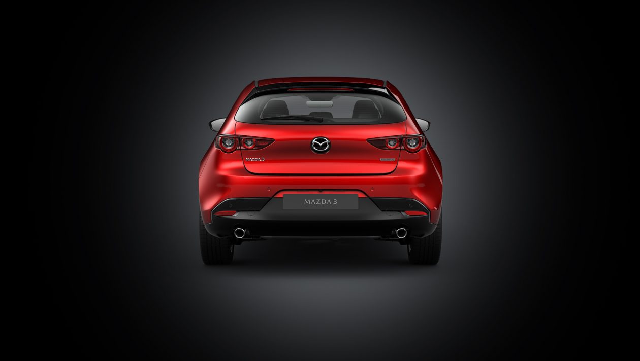 مازدا 3 هاتشباك 2024 الجديدة بجميع الفئات والاسعار المتوفرة وابرز العيوب والمميزات مازدا 3 هاتشباك 2024 4