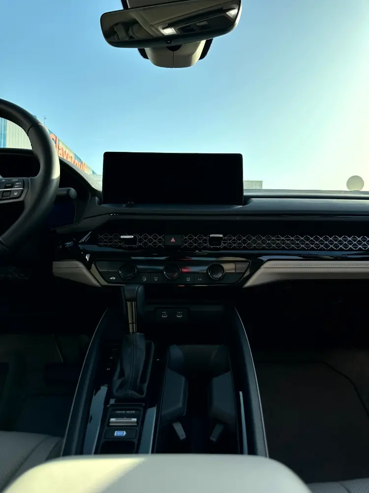 هوندا-أكورد-هايبرد-2024-المربع-نت-21