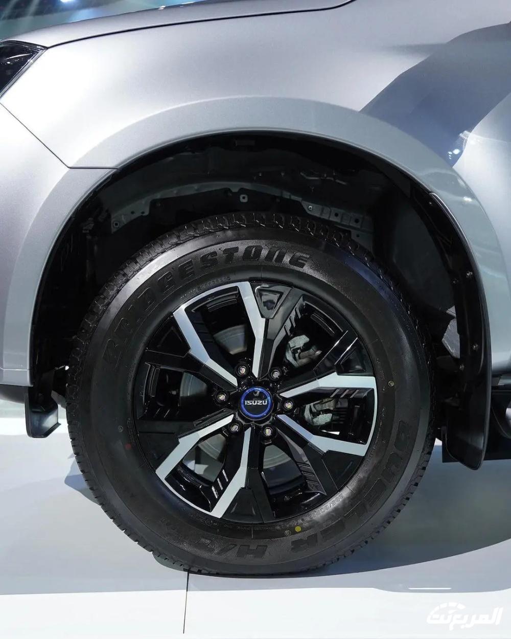 ايسوزو ديماكس 2025 الكهربائية “وحش جديد يدخل حلبة البيك آب”.. وحلقة جديدة من #جديد_السيارات ايسوزو ديماكس 2025 الكهربائية “وحش جديد يدخل حلبة البيك آب”.. وحلقة جديدة من #جديد_السيارات 5