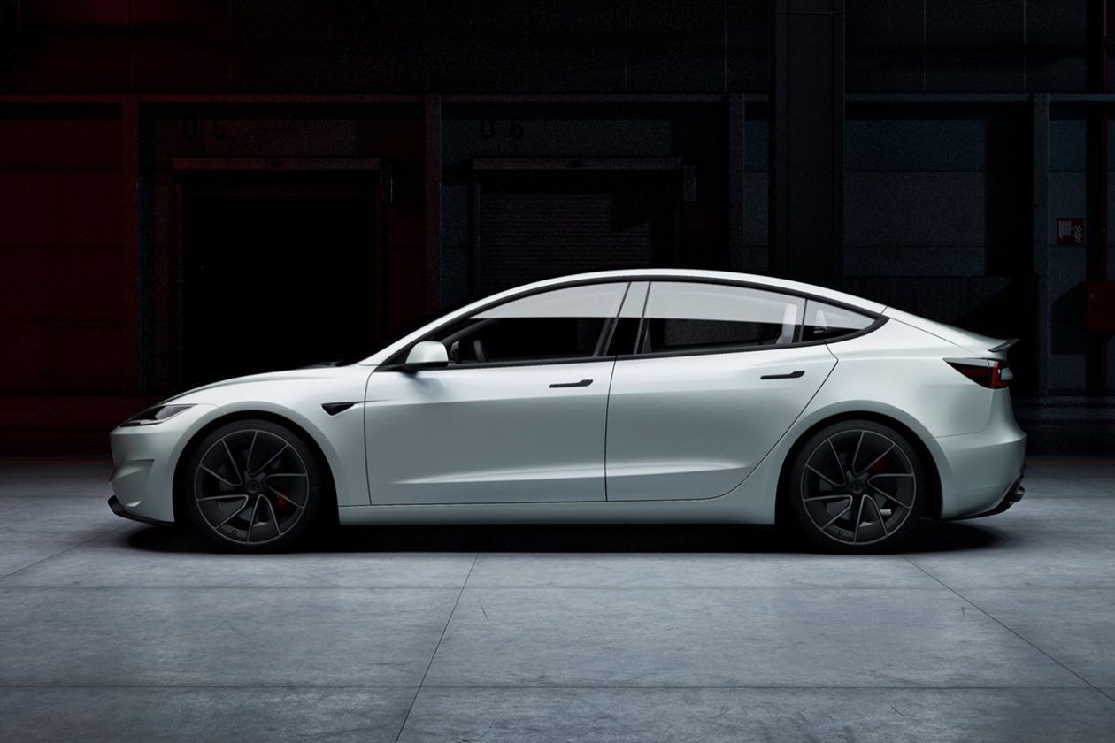 تيسلا موديل 3 بيرفورمانس الرياضية تنطلق رسمياً بقوة 510 حصان تيسلا موديل 3 بيرفورمانس الرياضية تنطلق رسمياً بقوة 510 حصان 19