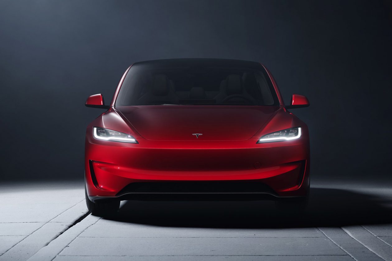 تيسلا موديل 3 بيرفورمانس الرياضية تنطلق رسمياً بقوة 510 حصان تيسلا موديل 3 بيرفورمانس الرياضية تنطلق رسمياً بقوة 510 حصان 5