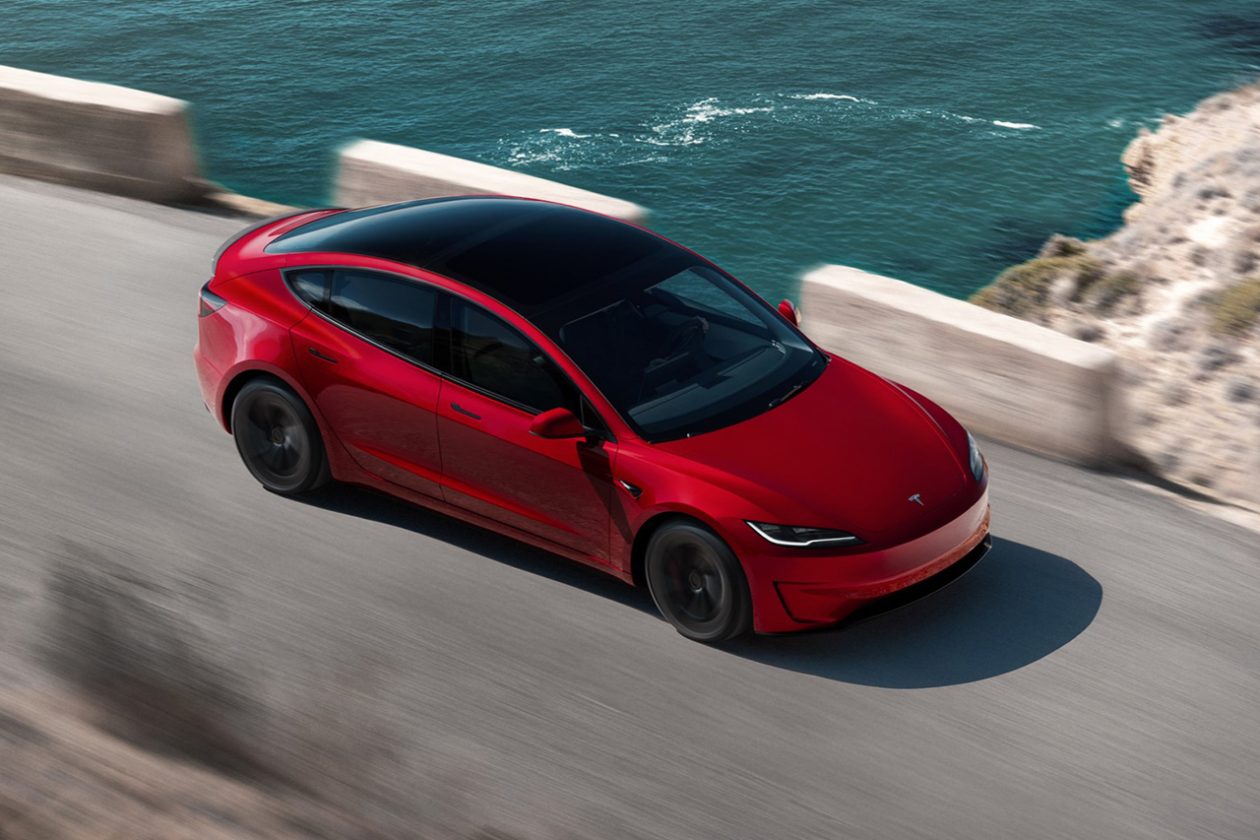 تيسلا موديل 3 بيرفورمانس الرياضية تنطلق رسمياً بقوة 510 حصان تيسلا موديل 3 بيرفورمانس الرياضية تنطلق رسمياً بقوة 510 حصان 9