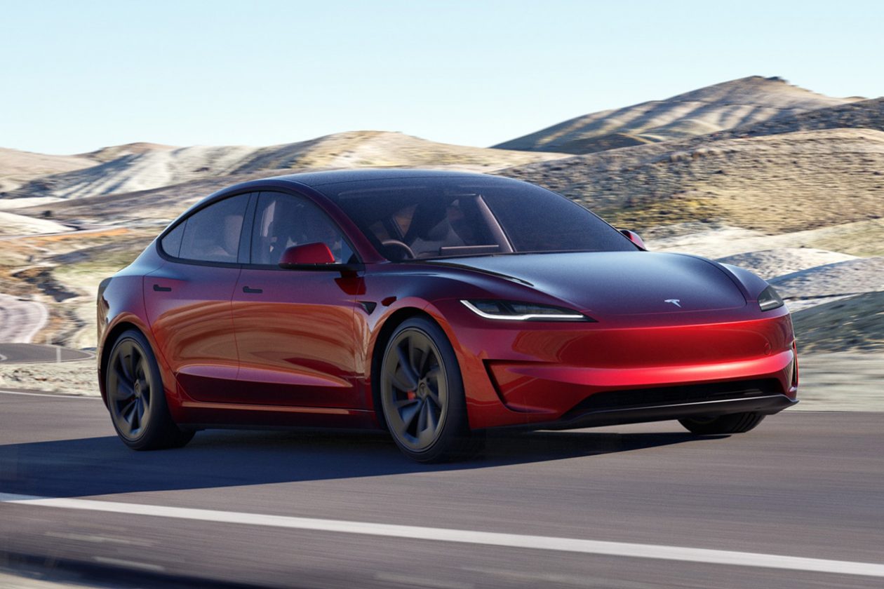 تيسلا موديل 3 بيرفورمانس الرياضية تنطلق رسمياً بقوة 510 حصان تيسلا موديل 3 بيرفورمانس الرياضية تنطلق رسمياً بقوة 510 حصان 10